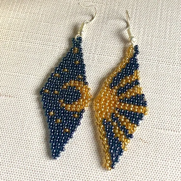 Eclipse Earrings - Picture 2 of 2